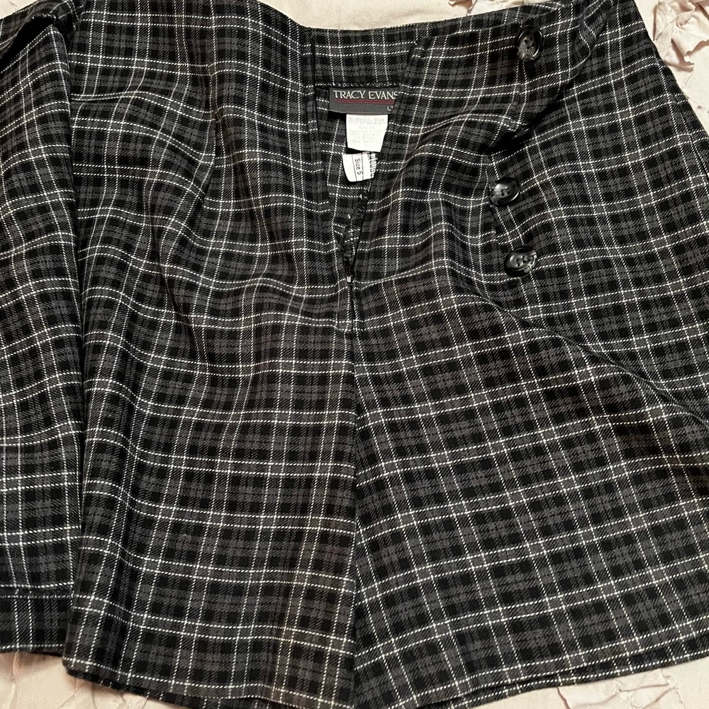 Tracy Evans/women’s Black and White Plaid Skirt/Shorts size 5 - Picture 3 of 6